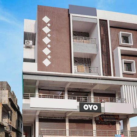 Oyo Hotel Blackgold Chandrapur Exterior foto
