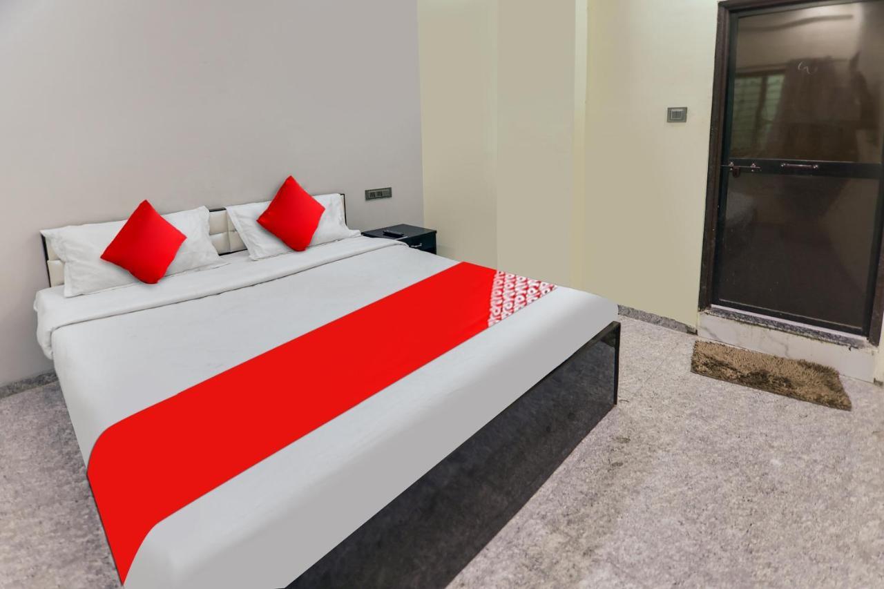Oyo Hotel Blackgold Chandrapur Exterior foto
