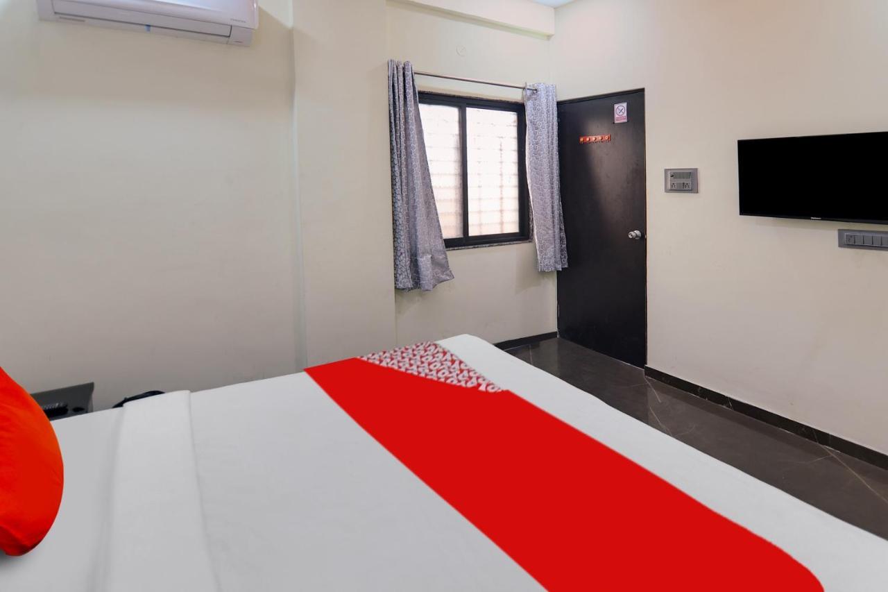 Oyo Hotel Blackgold Chandrapur Exterior foto