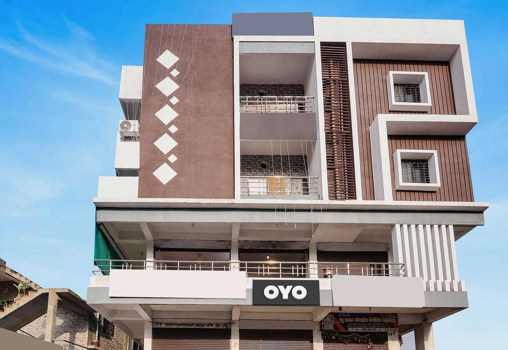 Oyo Hotel Blackgold Chandrapur Exterior foto